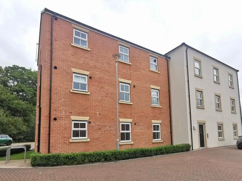 Rent - 2bed - 4 bed houses and apartments, buckshaw village 